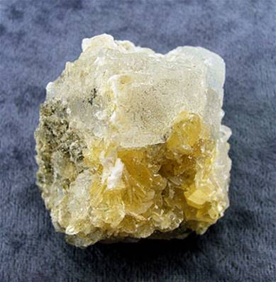 HALITE (ROCK SALT) ROUGH CRYSTAL SPECIMEN. SP7477