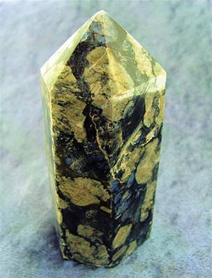 QUE SERA POLISHED POINT SPECIMEN. SP8307POL