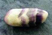 CHEVRON AMETHYST POLISHED PEBBLE SPECIMEN. SP8400POL