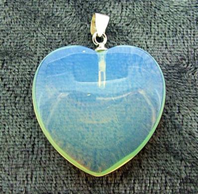 OPALITE HEART PENDANT FEATURING A 925 SILVER BAIL. SPR5306PEND