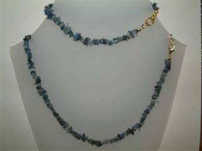 KYANITE GEM CHIP 18" NECKLACE & 7" BRACELET TWO PIECE SET. SET = 30g. SPR699