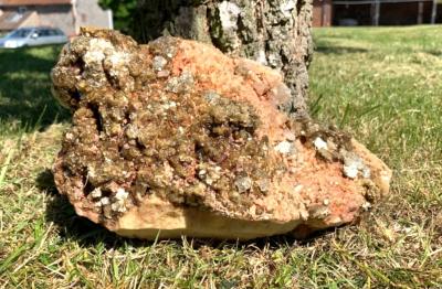 QUARTZ WITH LEPIDOLITE MICA ON FELDSPAR RAW CRYSTAL SPECIMEN.   SP12642SHF