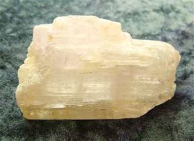 KUNZITE CRYSTAL SPECIMEN. SP4049