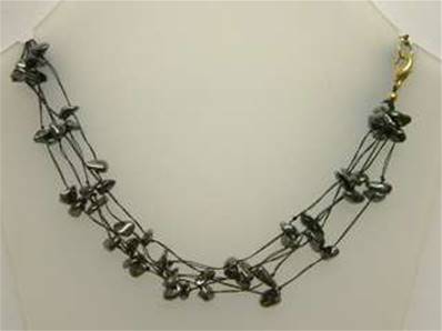 HEMATITE THREADED GEM CHIP NECKLACE. 18" LONG. 38g. SPR1002