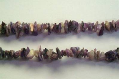 GEM CHIP BRACELET IN CHAROITE.   SPR655