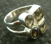 925 SILVER RING. SP3088SGEM