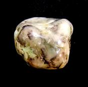 EMERALD HAND POLISHED PEBBLE SPECIMEN.   SP11072POL