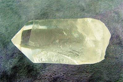 MALE QUARTZ POINT SPECIMEN. SP6773