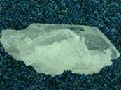 BARNICLE QUARTZ SPECIMEN. 90 X 50 X 35MM APROX. 148g. SP35