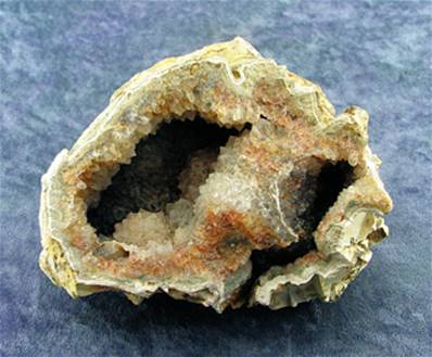 AGATE GEODE SECTION SPECIMEN. SP7545