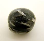 CHRYSANTHEMUM STONE POLISHED PEBBLE SPECIMEN. SP8602POL