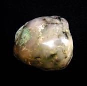 EMERALD HAND POLISHED PEBBLE SPECIMEN.   SP11072POL