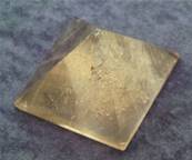 SMOKEY QUARTZ PYRAMID. SP8455POL