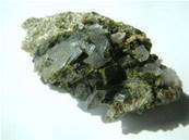 TOURMALINE GREEN IN QUARTZ WITH EPIDOTE 56g 7cm SPEC31