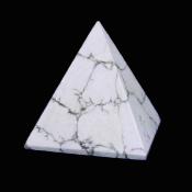 Gemstone Pyramid In White Howlite.   SP16672POL