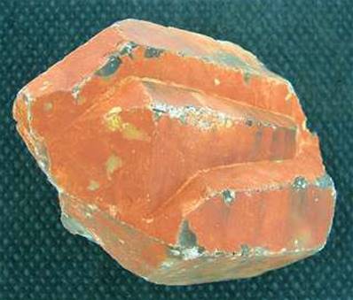 IRON STAINED SMOKEY QUARTZ POINT SPECIMEN. SP2095