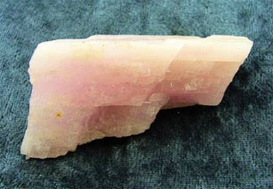PINK KUNZITE CRYSTAL SPECIMEN. SP4990