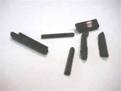 GREEN TOURMALINE 2cm tiny tourmaline sticks. SPR1809