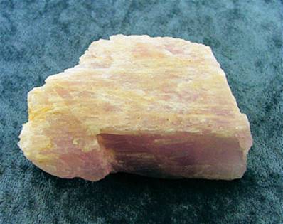 PINK KUNZITE CRYSTAL SPECIMEN. SP4999