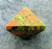 UNAKITE OCTAHEDRON. SP8196POL