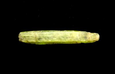 GREEN KYANITE CRYSTAL BLADE.   SP13215