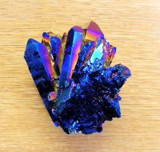 AURA QUARTZ POINT & CLUSTER SPECIMENS