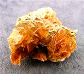 VANADANITE CRYSTAL FORMATIONS ON BARYTES. SP8929