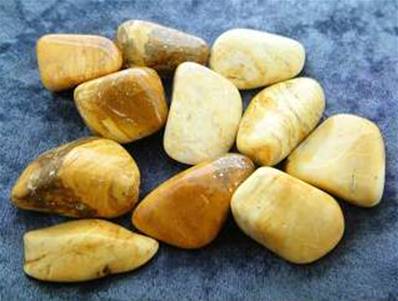 YELLOW JASPER POLISHED PEBBLE SPECIMEN. SPR4039POL